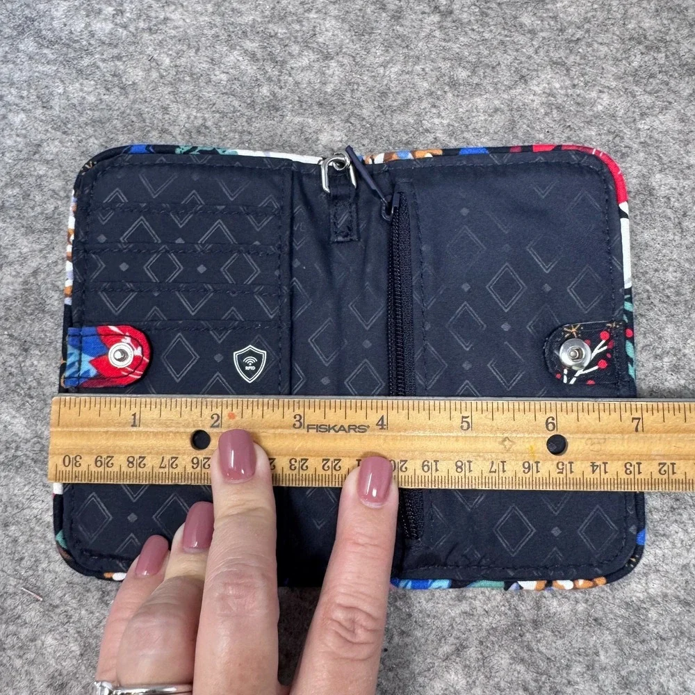 Vera Bradley Winter Forest RFID Small Bifold Wallet Rabbit Bird Nature Floral - Picture 6 of 7